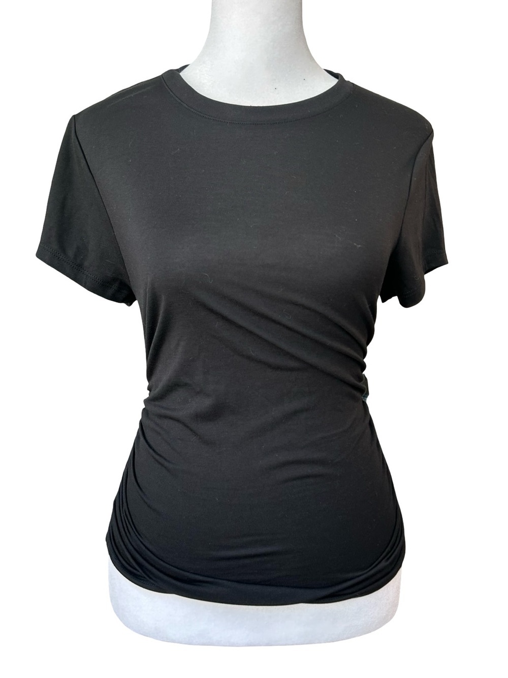 Sofia Vergara simple solid black Ruched Side short Sleeves fitted tee NWT SM - Picture 6 of 12